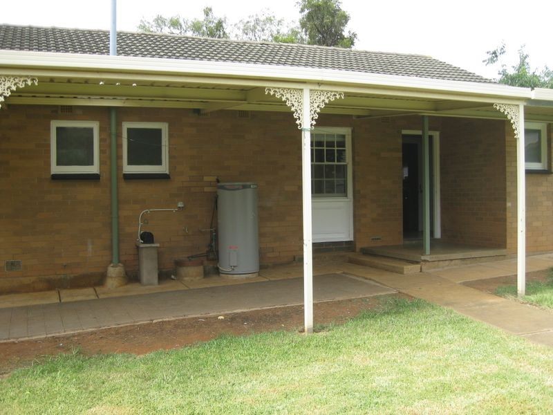 18 Mosterton Road, Elizabeth Park SA 5113