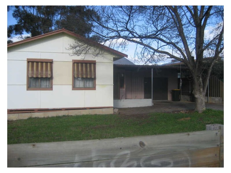 32 Benham Street, Elizabeth East SA 5112