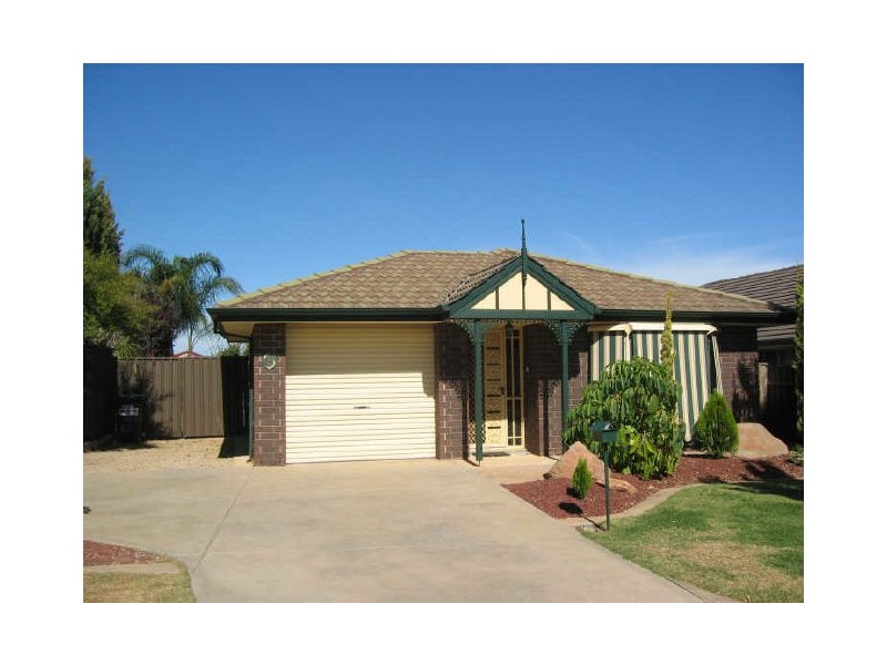 8 Cinnamon Grove, Blakeview SA 5114