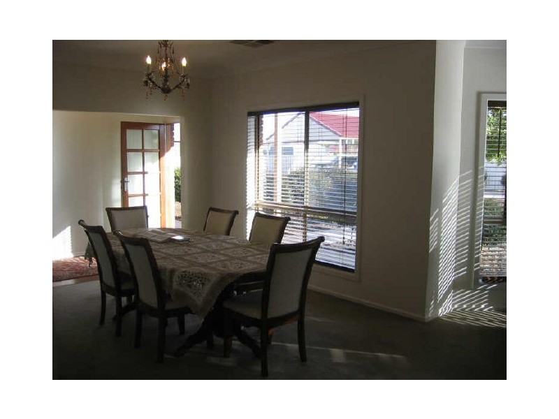 8 Lorenzo Court, Angle Vale SA 5117