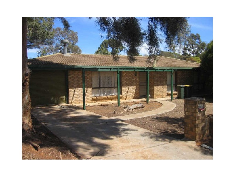 17 Bundarra Court, Craigmore SA 5114