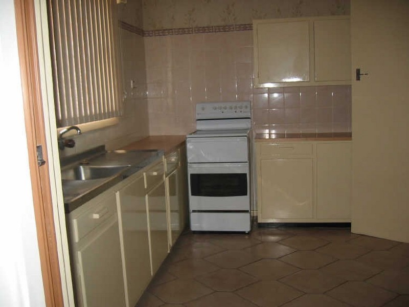 7 Grovely Street, Elizabeth Vale SA 5112