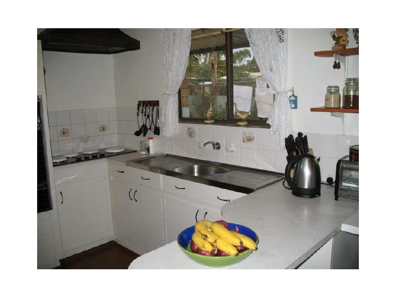 6 Hewish Crescent, Elizabeth Park SA 5113