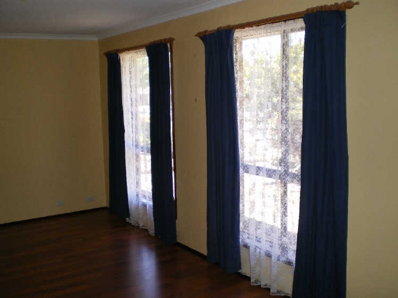 1 Everard Avenue, Andrews Farm SA 5114