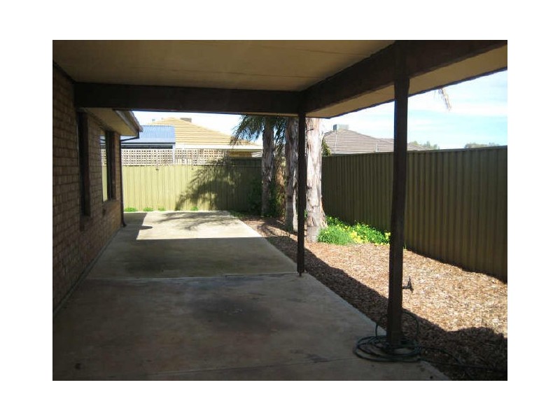 4 Bredford Grove, Andrews Farm SA 5114