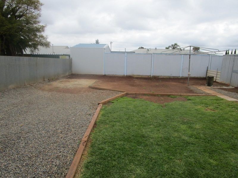 19 Samuel Street, Smithfield SA 5114