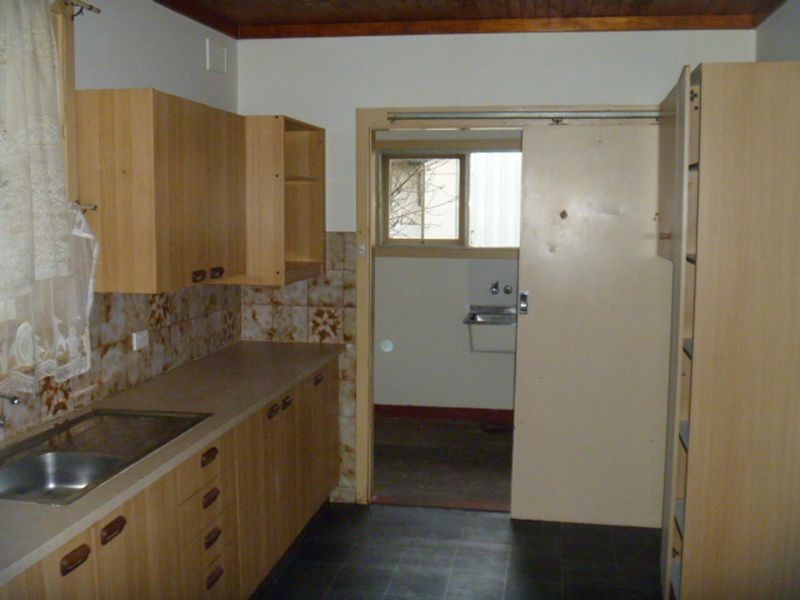 5 Halsey Road, Elizabeth East SA 5112