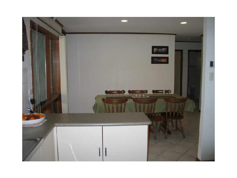 8 Haslam Crescent, Elizabeth Vale SA 5112