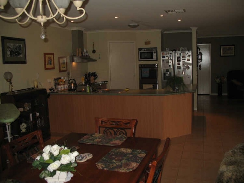 19 Gleeson Road, Evanston Park SA 5116