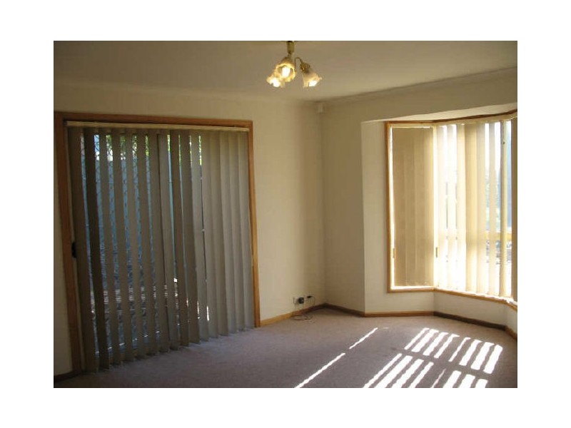 6 Willow Gardens, Hillbank SA 5112