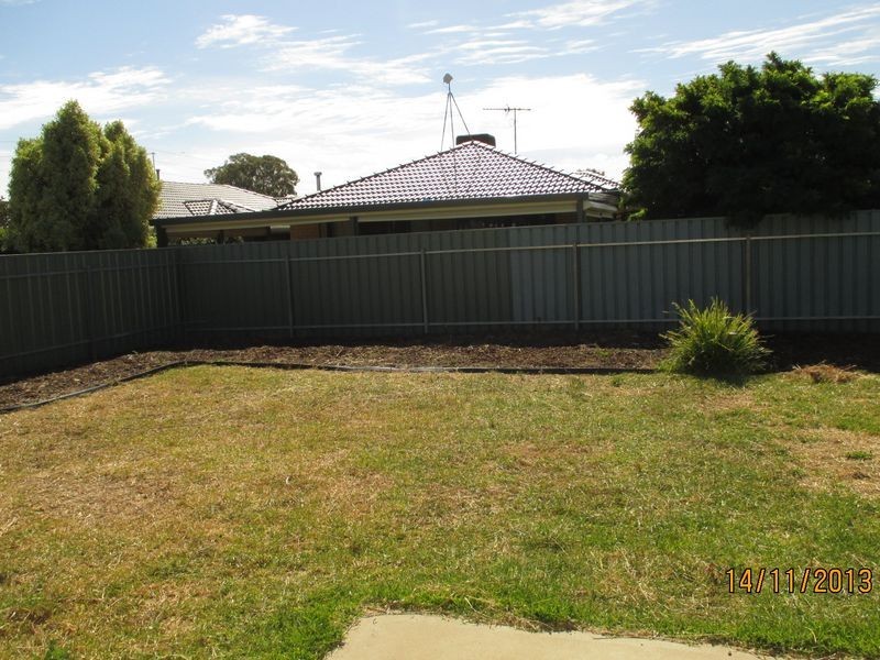 19 Orange Parade, Munno Para West SA 5115