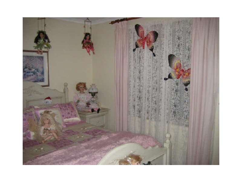 61 President Avenue, Andrews Farm SA 5114