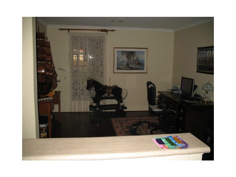 61 President Avenue, Andrews Farm SA 5114