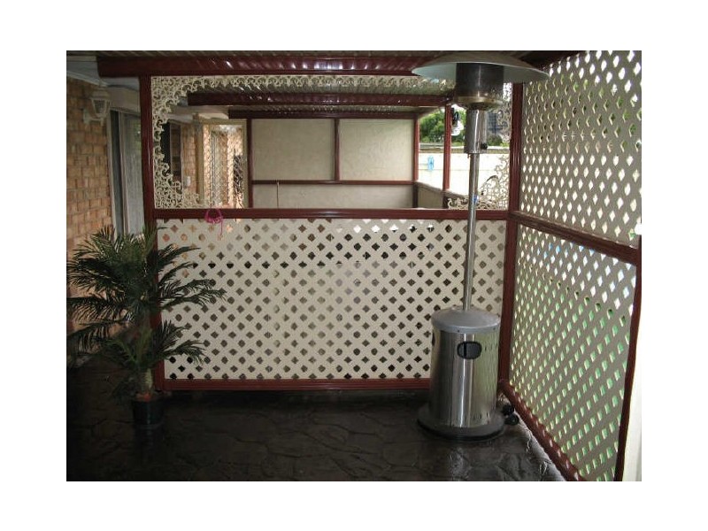 61 President Avenue, Andrews Farm SA 5114