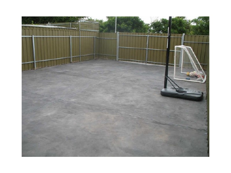 61 President Avenue, Andrews Farm SA 5114