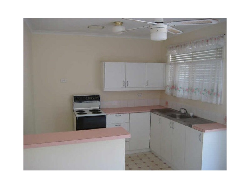1 Greenfields Drive, Andrews Farm SA 5114
