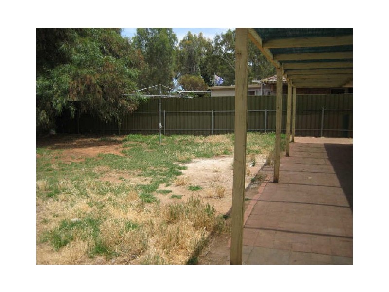 1 Greenfields Drive, Andrews Farm SA 5114