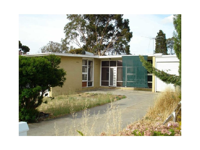 16 Sommerset Road, Para Hills SA 5096