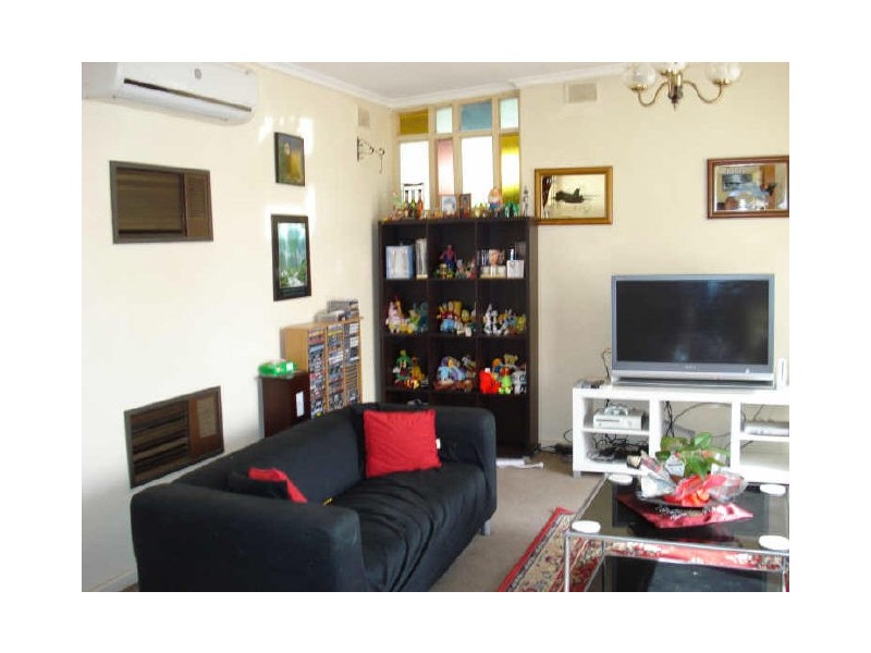 16 Sommerset Road, Para Hills SA 5096