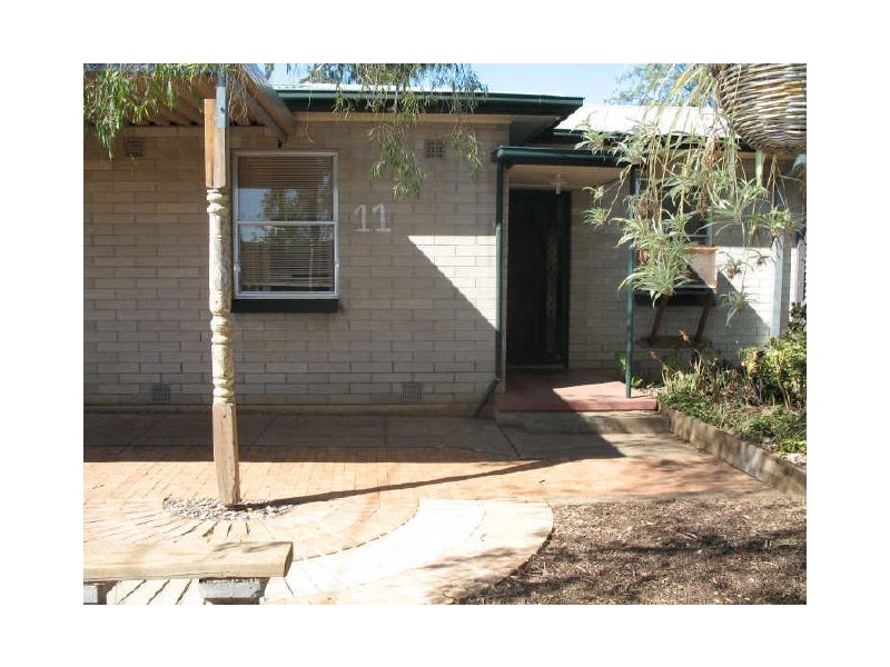 11 Small Crescent, Smithfield Plains SA 5114