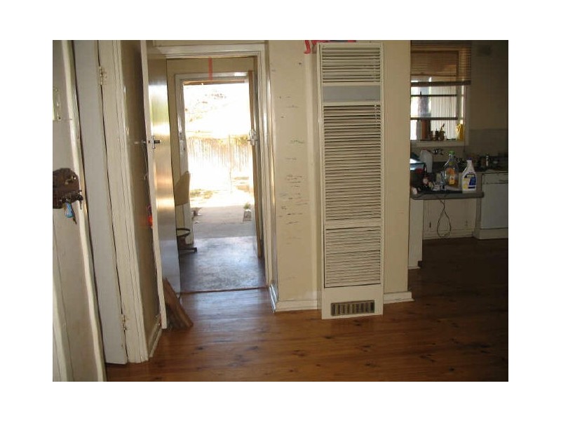 11 Small Crescent, Smithfield Plains SA 5114