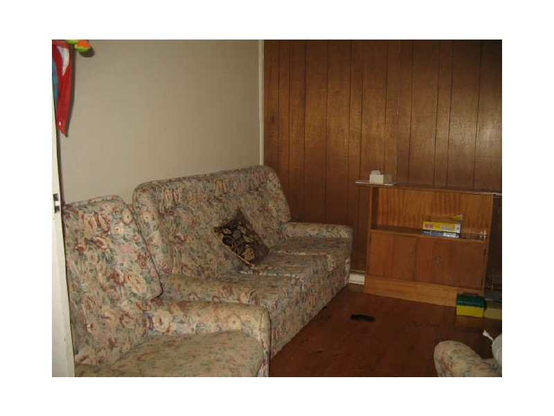 11 Small Crescent, Smithfield Plains SA 5114