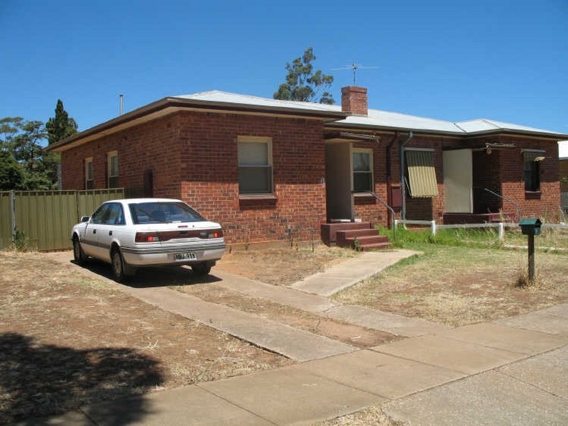 28 Dolphin Street, Elizabeth East SA 5112