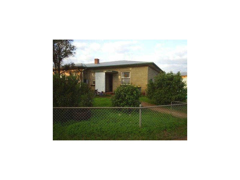 1 Burdell Street, Elizabeth Downs SA 5113