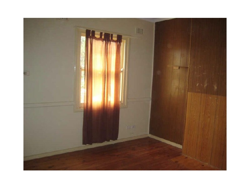 1 Burdell Street, Elizabeth Downs SA 5113