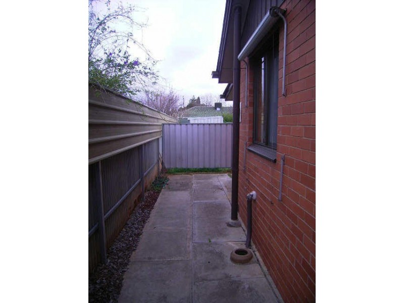 6 Uphall Street, Elizabeth Park SA 5113