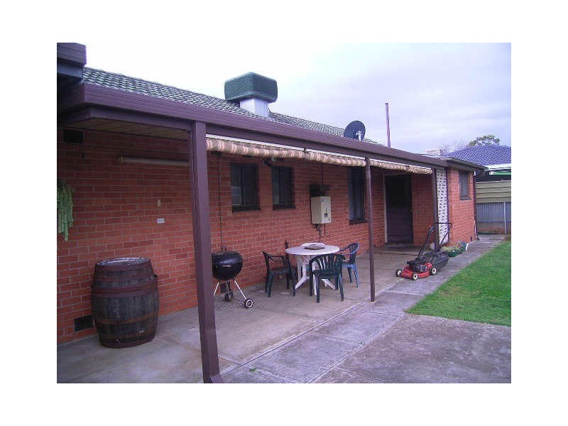 6 Uphall Street, Elizabeth Park SA 5113