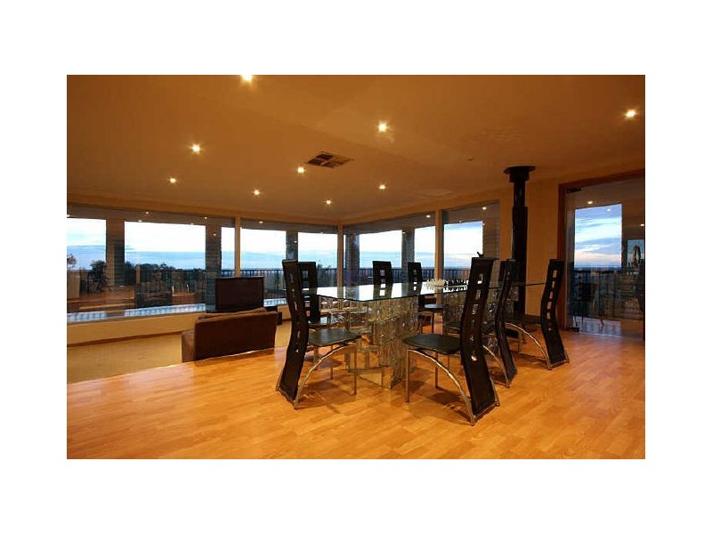 2 Bowey Road, Salisbury Heights SA 5109