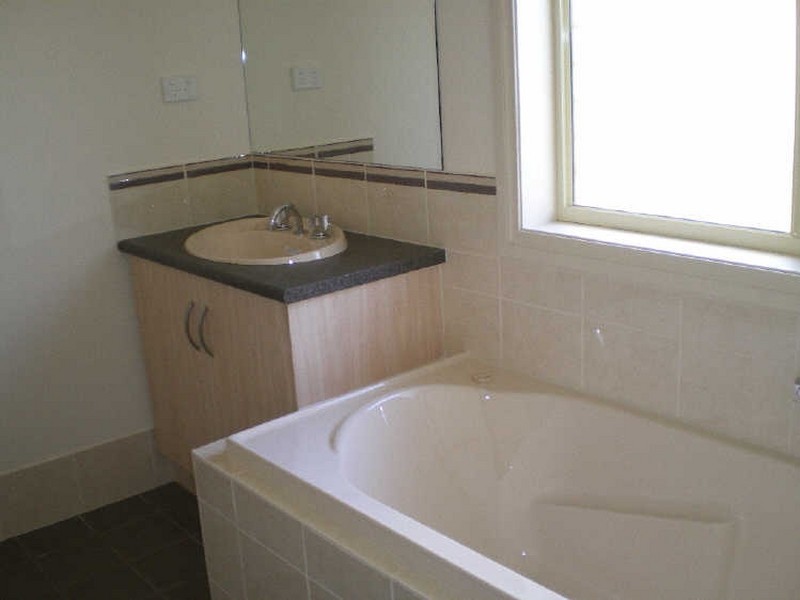 2 Greenlea Court, Munno Para West SA 5115