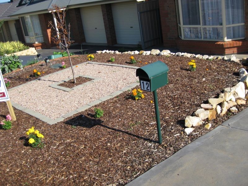 12 St Albans Place, Craigmore SA 5114