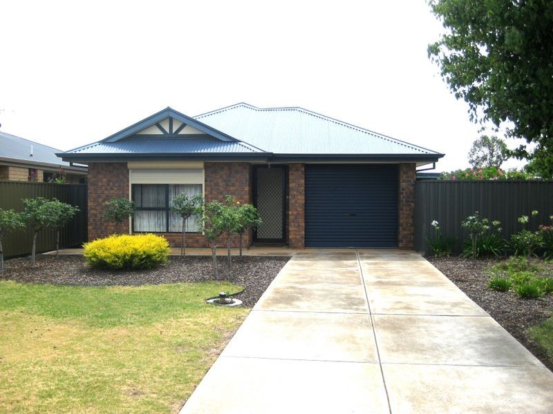 14 Pyrus Crescent, Andrews Farm SA 5114