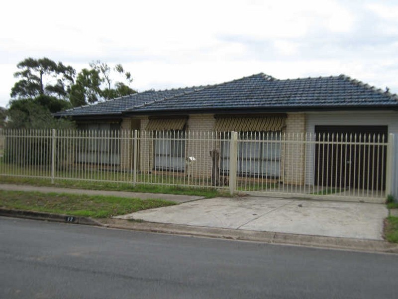 12 Blyth Avenue, Parafield Gardens SA 5107