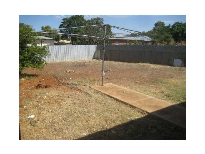 27 Turnbull Road, Elizabeth Downs SA 5113