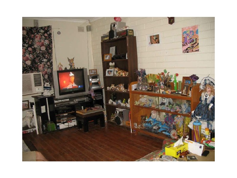 27 Moulds Crescent, Smithfield SA 5114