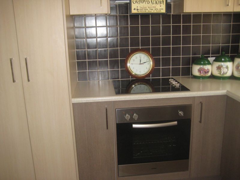 32 Trafalgar Drive, Elizabeth Park SA 5113