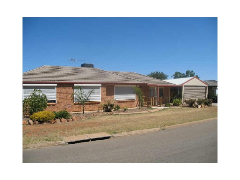 12 Riddoch Drive, Andrews Farm SA 5114