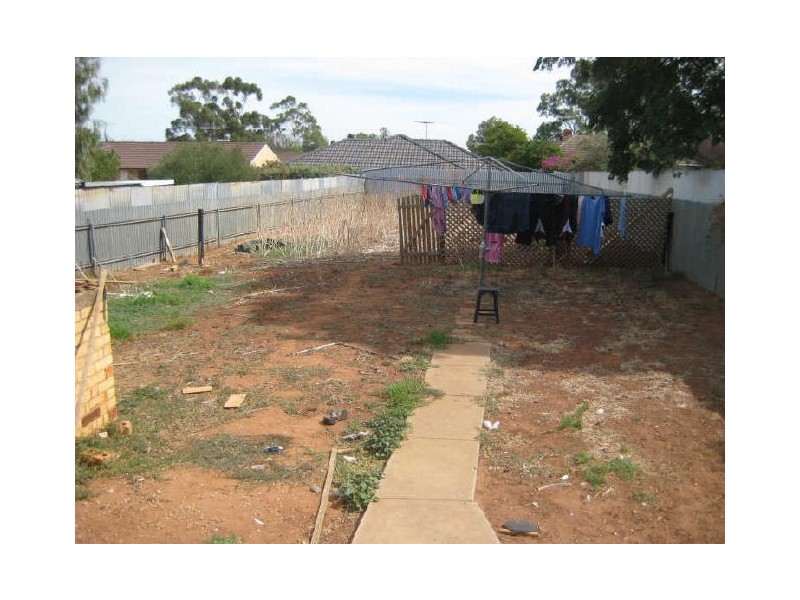 11 Northampton Crescent, Elizabeth East SA 5112