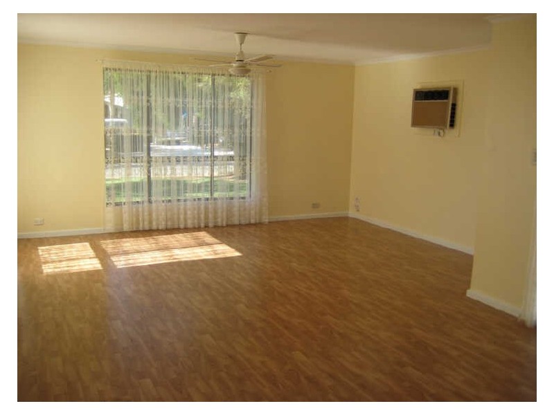 7 Rose Street, Smithfield SA 5114