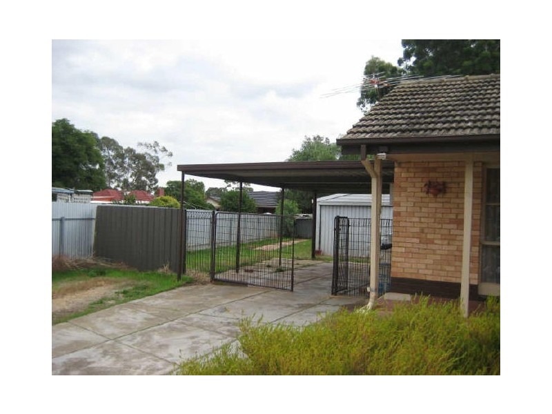 16 Ashfield Road, Elizabeth SA 5112