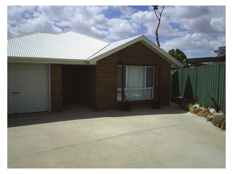 32 Trafalgar Drive, Elizabeth Park SA 5113