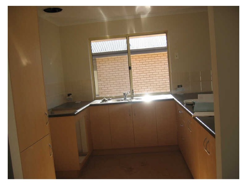 11 Strathmore Avenue, Smithfield SA 5114