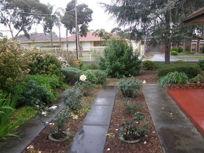 11 Dublin Avenue, Salisbury Downs SA 5108