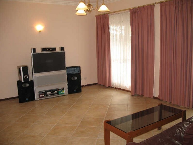 4 Willow Gardens, Hillbank SA 5112