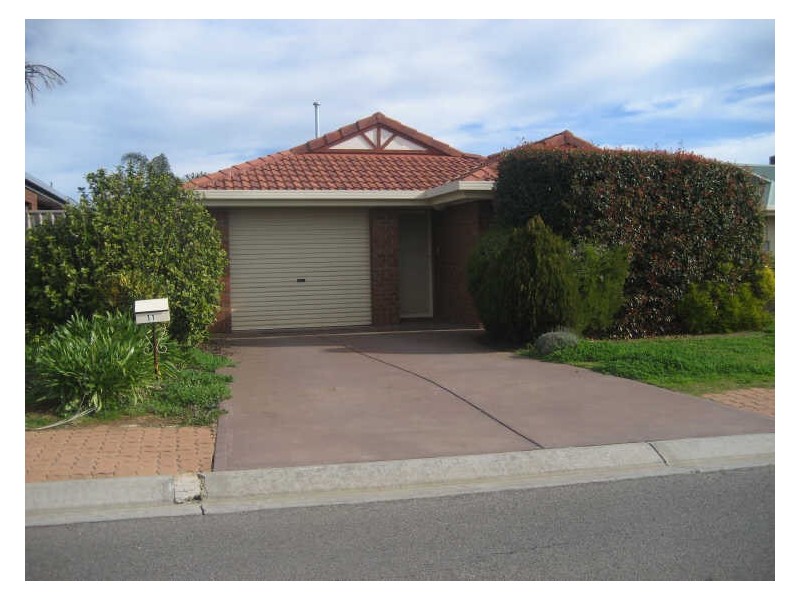 11 Cranmore Avenue, Craigmore SA 5114