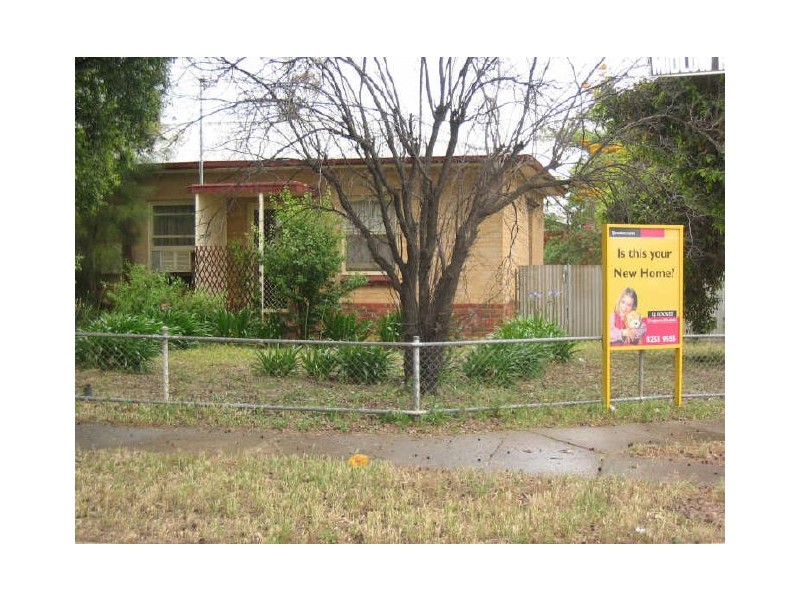 2 Midlow Road, Elizabeth Downs SA 5113