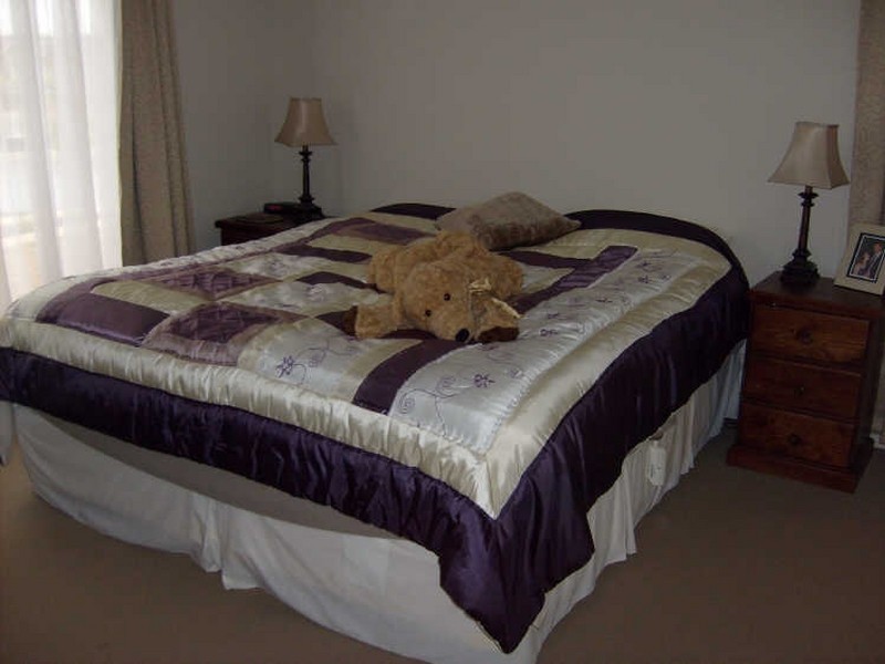 77 Lakeside Drive, Andrews Farm SA 5114
